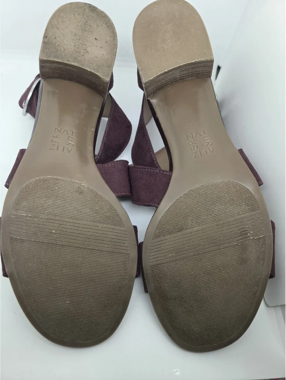 Naturalizer Alex Sandals Women 7M Plum Faux Suede Low Block Heel